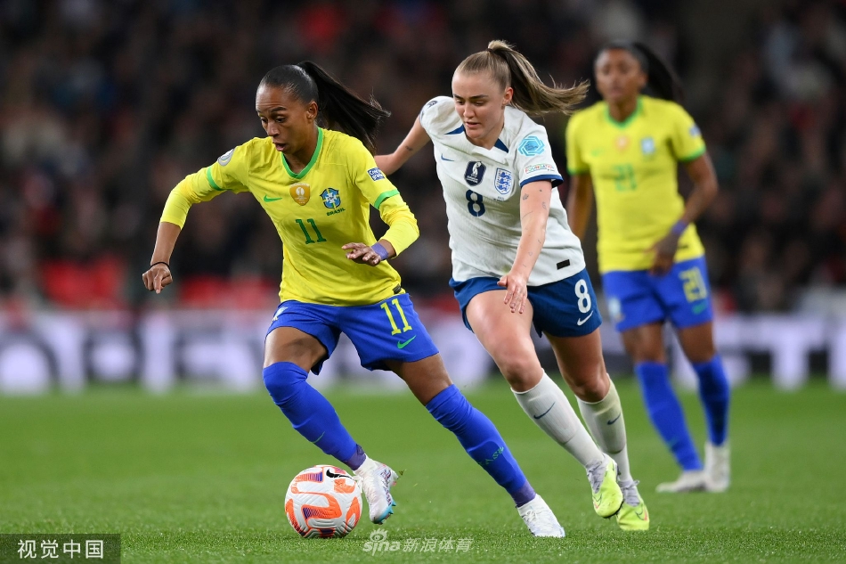 英格兰险胜巴西，德布劳内惊艳四座