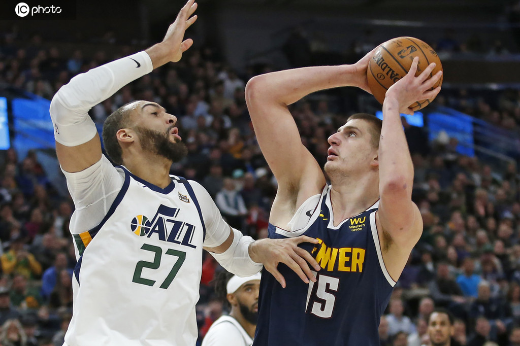 爱游戏体育-青岛队翻盘广州队，约基奇关键制胜