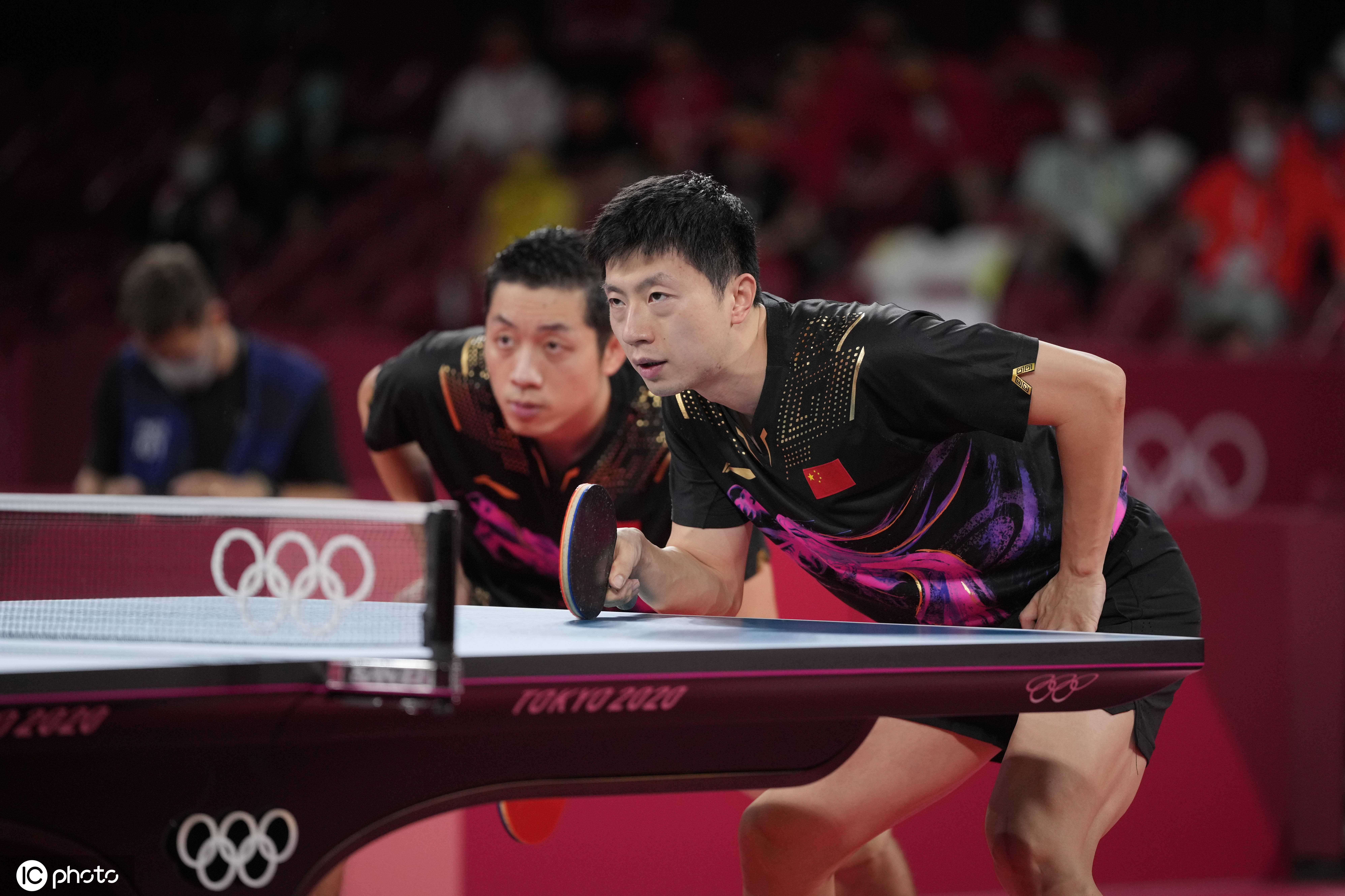 爱游戏下载-英格兰队完胜德国队，马龙状态火热