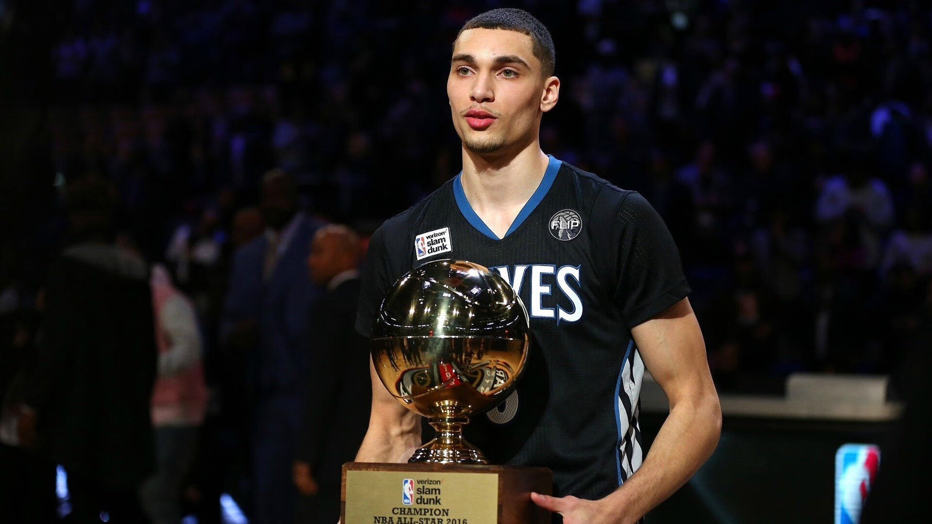 金玟哉的越位，当韩国铁卫在克罗地亚与伊拉克的虚构战场上无人可挡