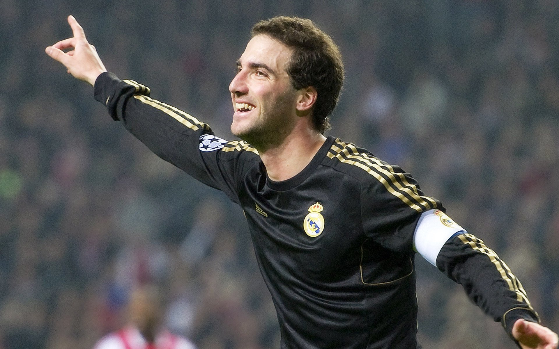 德布劳内西决封神夜，几内亚足球的百年回响